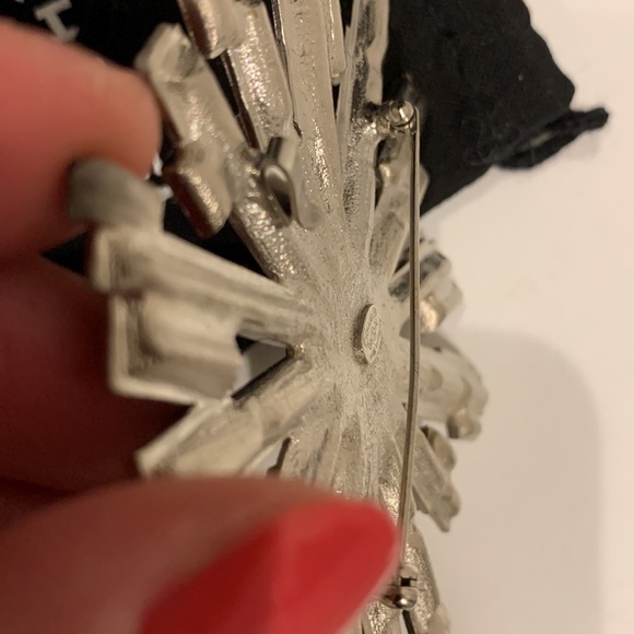 CHANEL🤍 Very Rare 05A Huge Shooting Star Emerald Gem Stone Onyx Brooch Pin Belt - Picture 7 of 7